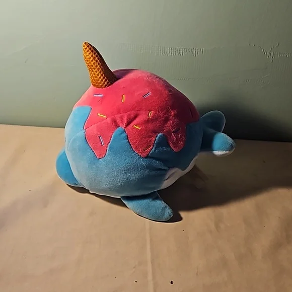 Ice cream whale stuffed animal - Picture 2 of 2